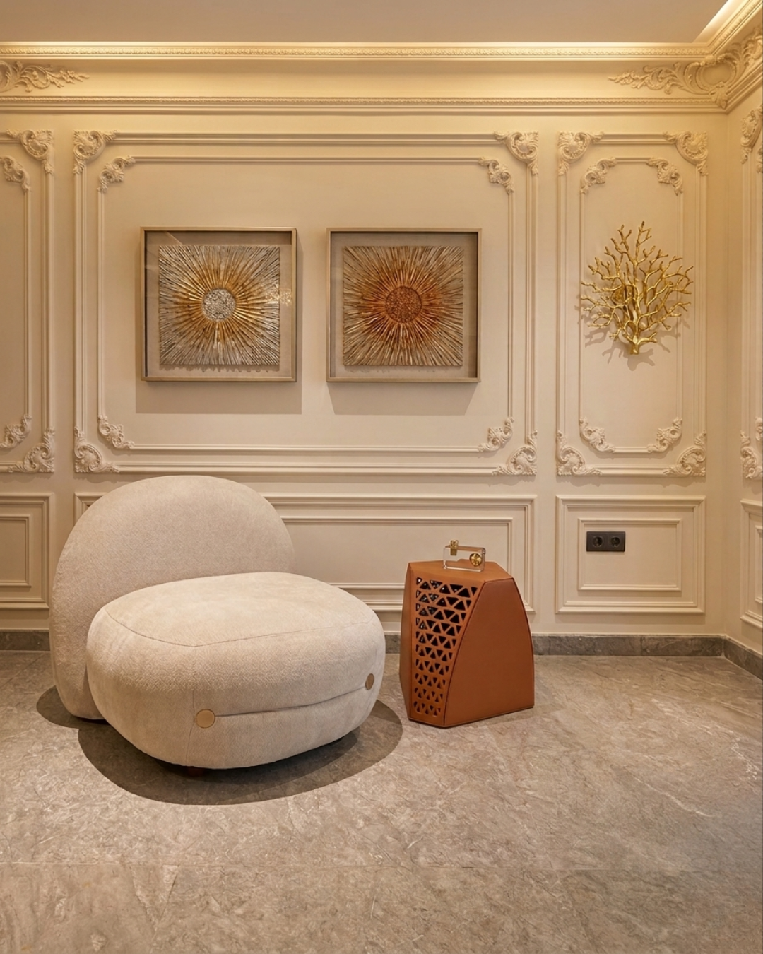 Fauteuil arrondi bouclé beige